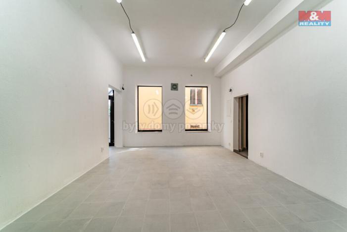 Pronájem obchodního prostoru, Mariánské Lázně, Hlavní třída, 76 m2