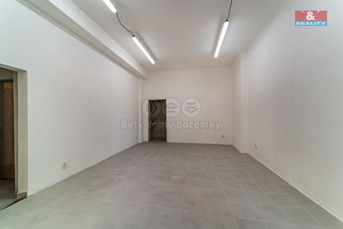 Pronájem obchodního prostoru, Mariánské Lázně, Hlavní třída, 76 m2