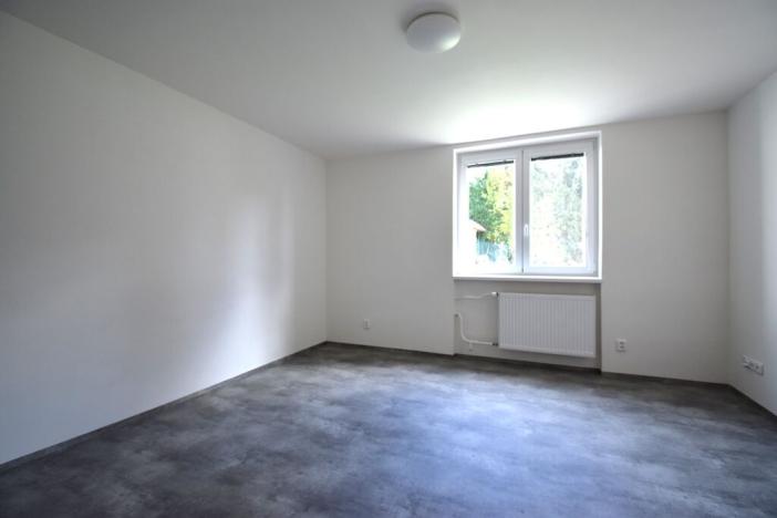 Pronájem bytu 2+1, Plzeň, Zábělská, 56 m2