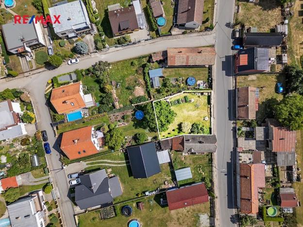 Prodej pozemku pro bydlení, Strašnov, 400 m2