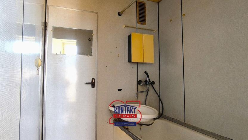 Prodej bytu 3+1, Velešín, Sídliště, 65 m2