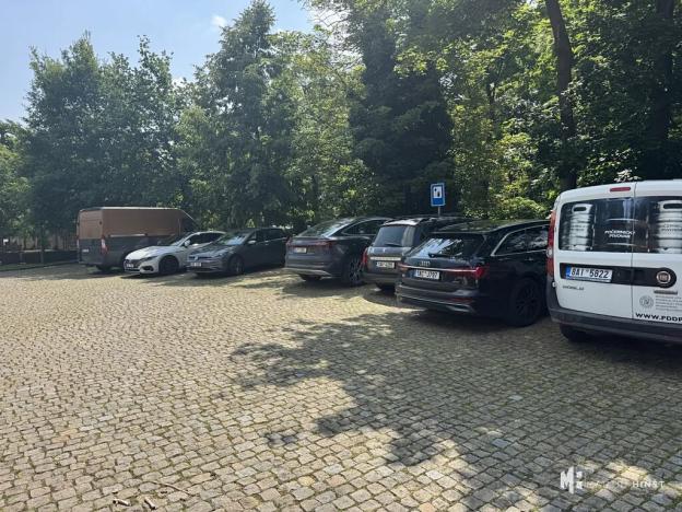 Pronájem kanceláře, Praha - Dolní Počernice, Národních hrdinů, 22 m2