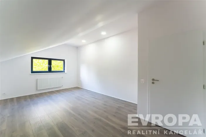 Prodej rodinného domu, Bystřice - Líšno, Líšno, 230 m2
