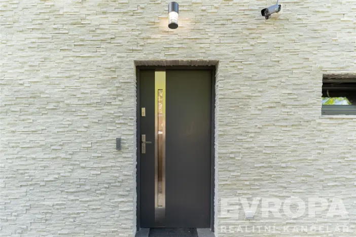 Prodej rodinného domu, Bystřice - Líšno, Líšno, 230 m2