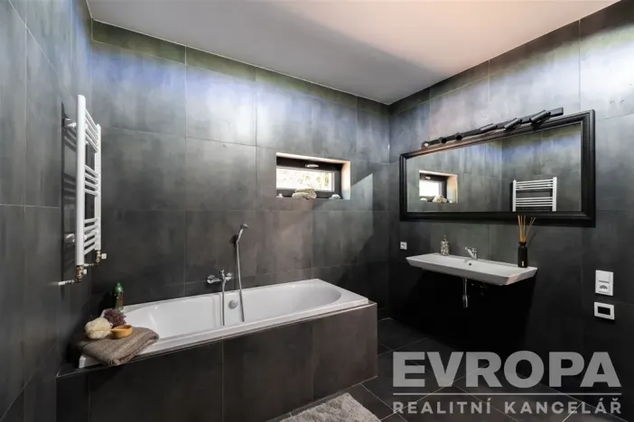 Prodej rodinného domu, Bystřice - Líšno, Líšno, 230 m2