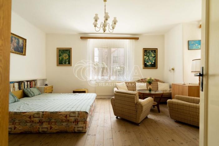 Prodej rodinného domu, Praha, Poděbradova, 206 m2