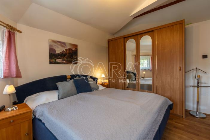 Prodej rodinného domu, Praha, Poděbradova, 206 m2