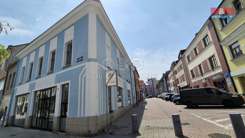 Pronájem obchodního prostoru, Kladno, Komenského, 121 m2