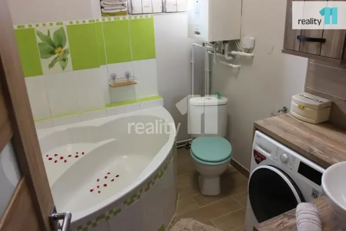 Pronájem bytu 1+1, Česká Lípa, Česká, 37 m2