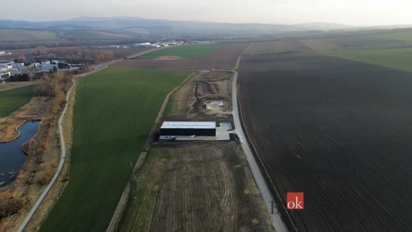 Prodej komerčního pozemku, Uherský Brod, Škrlovec, 3000 m2