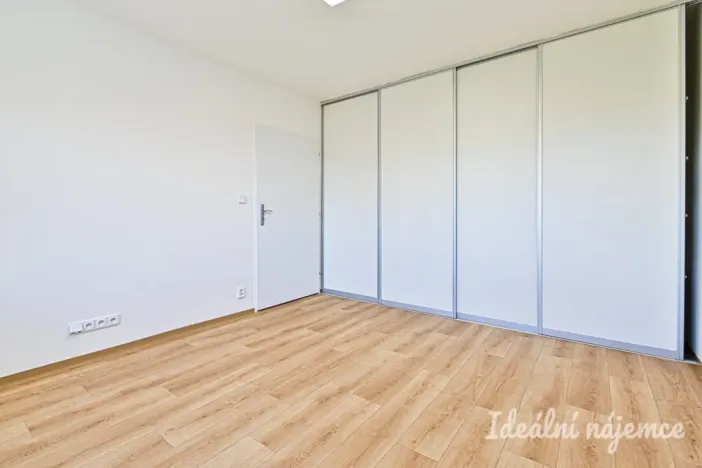 Pronájem bytu 1+1, Brno - Řečkovice, Sibiřská, 29 m2