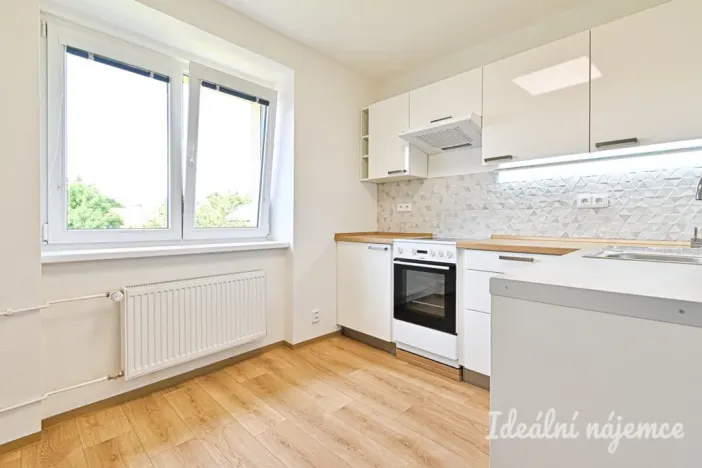 Pronájem bytu 1+1, Brno - Řečkovice, Sibiřská, 29 m2