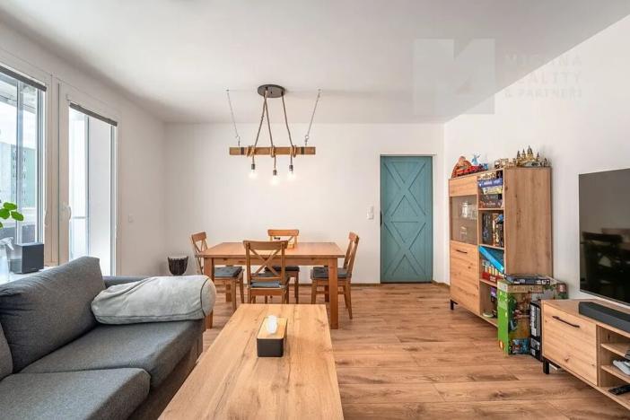 Prodej bytu 3+1, Brno, Mutěnická, 71 m2
