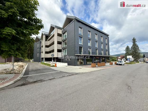 Pronájem obchodního prostoru, Harrachov, 45 m2