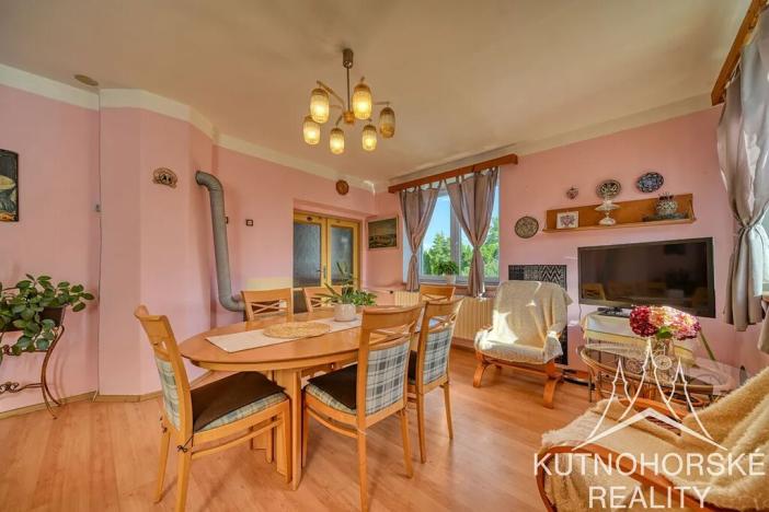 Prodej rodinného domu, Červené Janovice, 144 m2