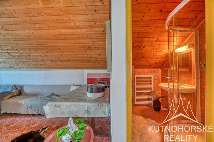 Prodej rodinného domu, Červené Janovice, 144 m2