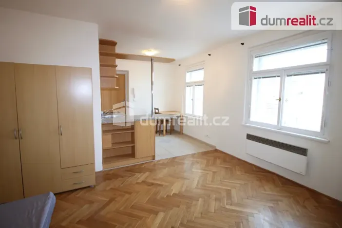 Pronájem bytu 1+kk, Praha - Smíchov, Ke Koulce, 30 m2
