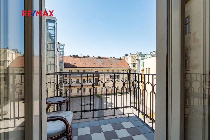 Pronájem bytu 3+1, Praha - Nové Město, Štěpánská, 72 m2