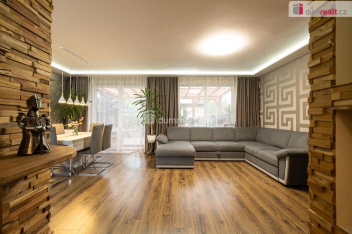 Prodej rodinného domu, Veltrusy, Lomená, 118 m2