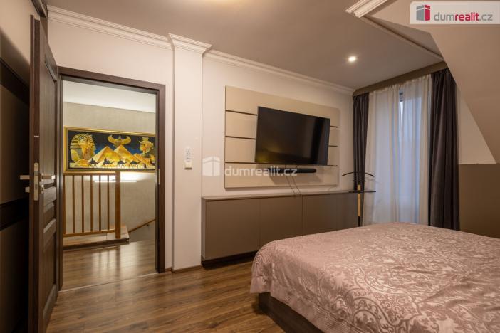 Prodej rodinného domu, Veltrusy, Lomená, 118 m2