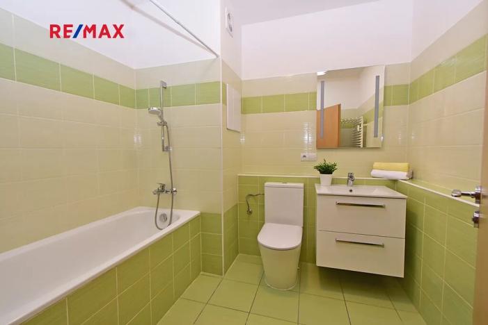 Prodej bytu 2+kk, Praha - Libeň, V zahradách, 60 m2