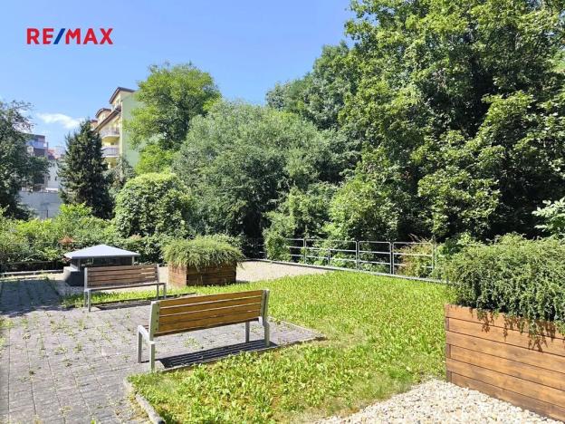 Prodej bytu 2+kk, Praha - Libeň, V zahradách, 60 m2