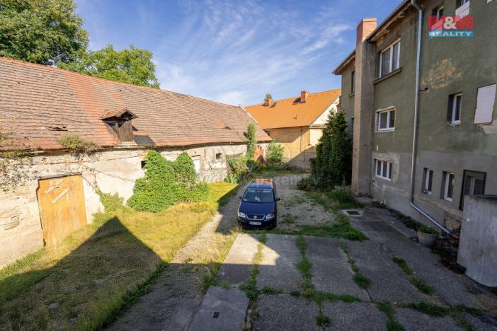 Prodej rodinného domu, Liběchov, nám. V. Levého, 1120 m2