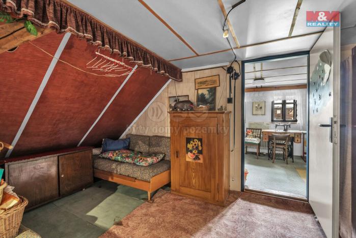 Prodej rodinného domu, Třebihošť, 200 m2