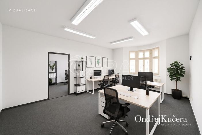 Prodej činžovního domu, Trutnov - Vnitřní Město, Krakonošovo náměstí, 857 m2