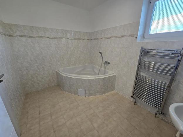 Prodej bytu 3+1, Moravské Budějovice, Na Výsluní, 98 m2