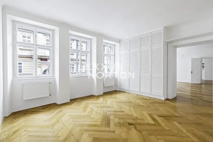 Prodej bytu 3+1, Praha - Malá Strana, Tržiště, 107 m2