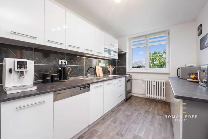 Prodej bytu 3+1, Praha - Liboc, Evropská, 78 m2