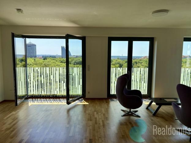 Pronájem bytu 3+kk, Praha, Olšanská, 95 m2