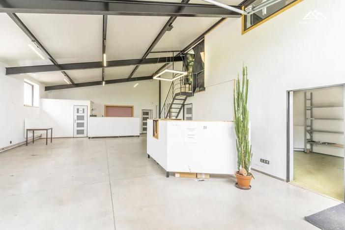 Pronájem výrobních prostor, Chotěboř, 1694 m2