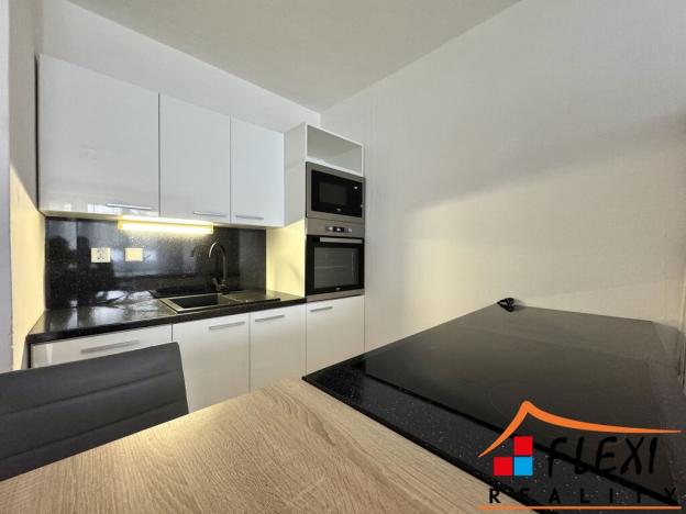 Pronájem bytu 1+kk, Karviná, tř. 17. listopadu, 31 m2