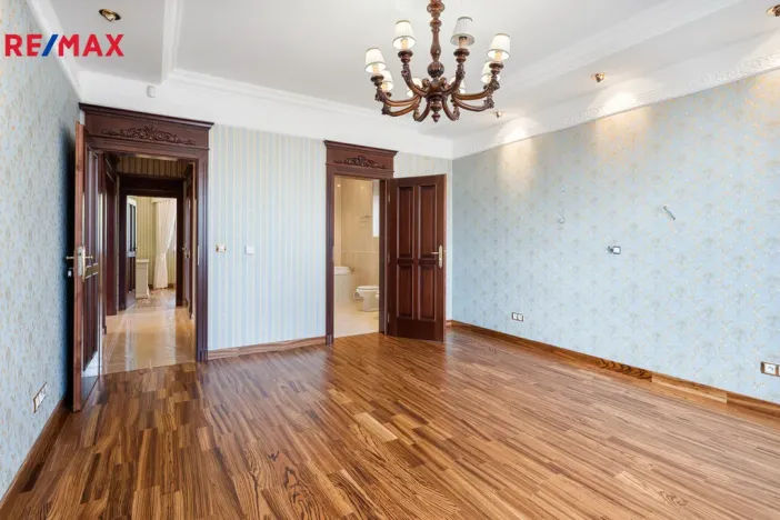 Prodej rodinného domu, Jenišov - Pod Rohem, K Rohu, 435 m2