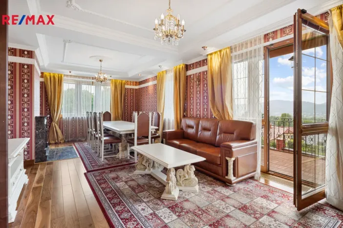 Prodej rodinného domu, Jenišov - Pod Rohem, K Rohu, 435 m2