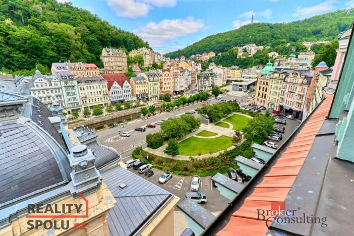 Prodej bytu 3+kk, Karlovy Vary, Divadelní náměstí, 137 m2