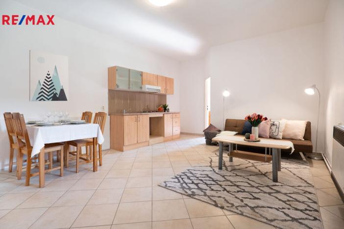 Prodej rodinného domu, Kundratice, 770 m2