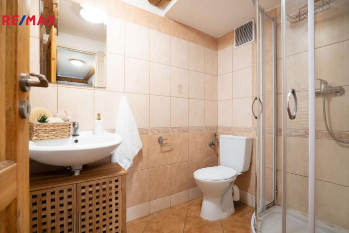 Prodej rodinného domu, Kundratice, 770 m2