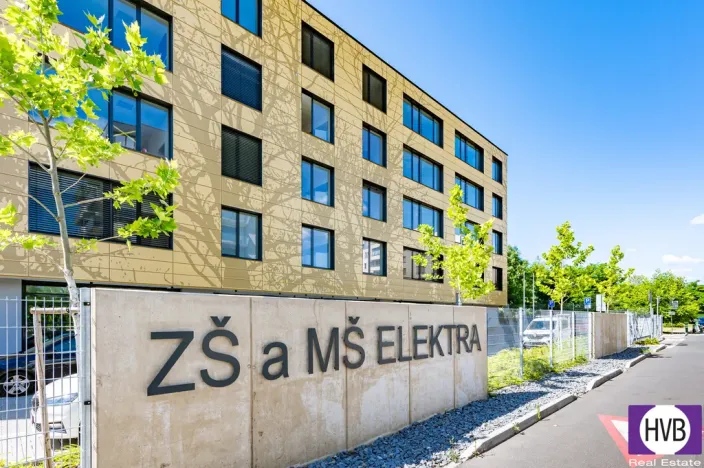 Prodej bytu 2+kk, Praha, U Elektry, 56 m2