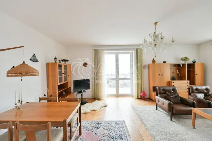 Pronájem bytu 3+1, Praha - Troja, Na Šutce, 100 m2