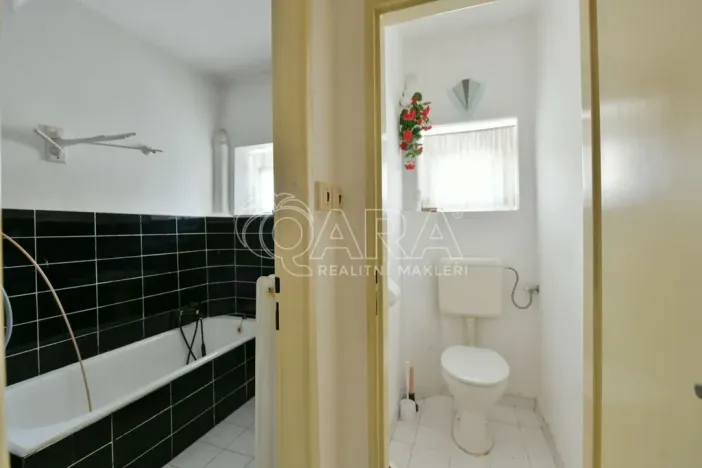 Pronájem bytu 3+1, Praha - Troja, Na Šutce, 100 m2