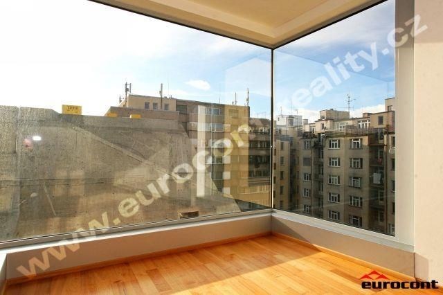 Pronájem bytu 2+kk, Praha, Komunardů, 64 m2