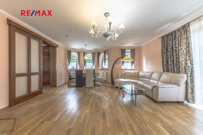 Pronájem rodinného domu, Lhota, K Lesnu, 205 m2