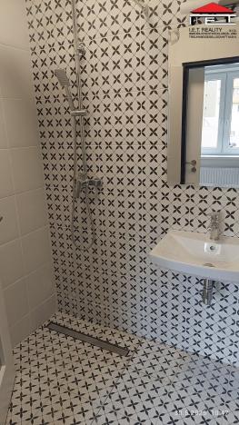 Pronájem obchodního prostoru, Opava, Olomoucká, 94 m2