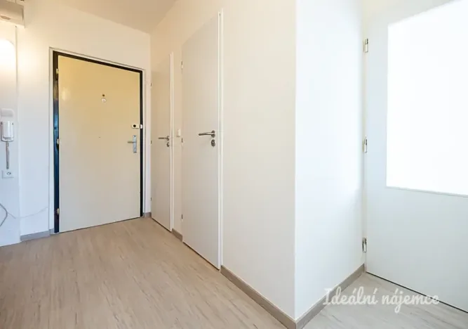 Pronájem bytu 2+kk, Praha, Štichova, 42 m2