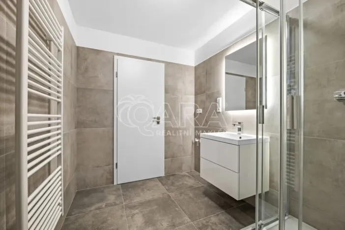 Pronájem bytu 2+kk, Plzeň - Újezd, Safírová, 54 m2