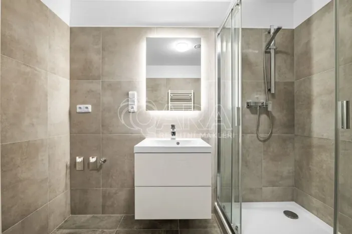 Pronájem bytu 2+kk, Plzeň - Újezd, Safírová, 54 m2