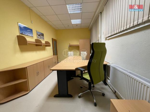 Pronájem obchodního prostoru, Chrudim - Chrudim II, Topolská, 106 m2